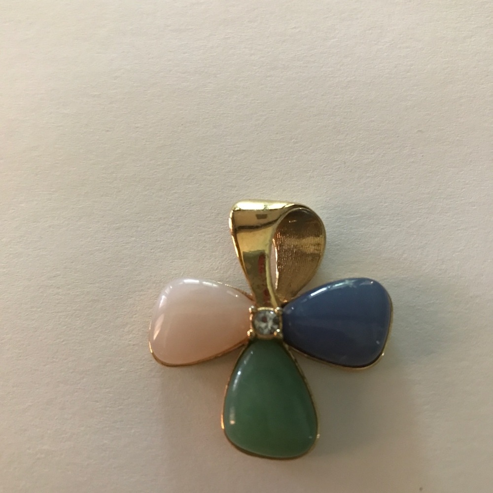 Avon 80s Collectible 4 Leaf Multi Color Pendant With Center Rhinestone